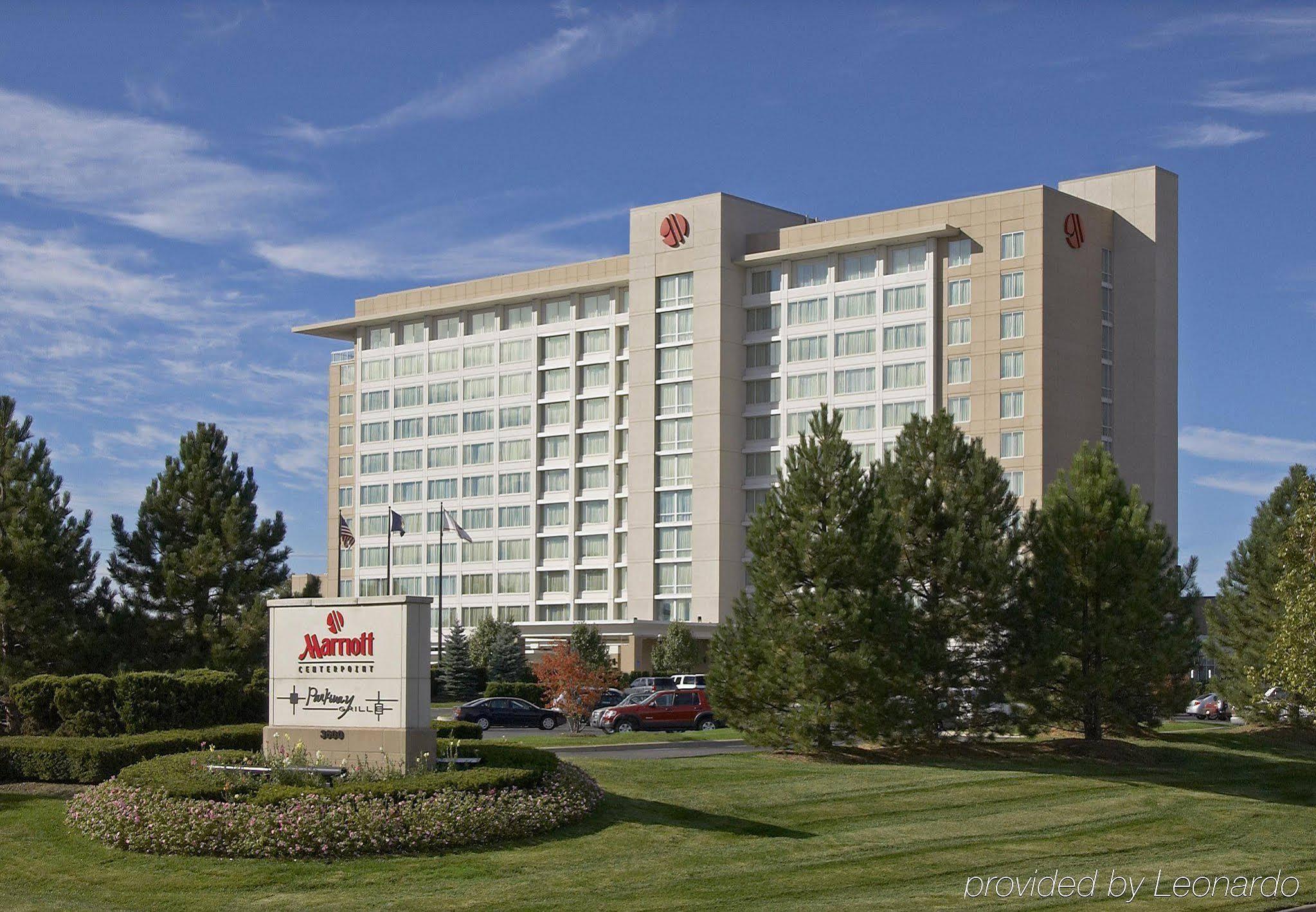 Auburn Hills Marriott Pontiac Hotel Exterior photo